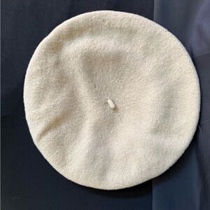 Beret Basque Vintage Cream Classic Beret